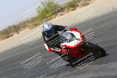 media/Mar-28-2022-Superbike Trackdays (Mon) [[b8603d0f67]]/Open Track Time/Turn 3 Inside/